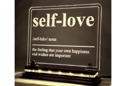 Slika Noćna LED lampa Self-Love