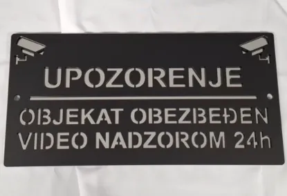 Upozorenje - objekat pod video nadzorom, akrilni znak, crna mat/srebro kombinacija boja