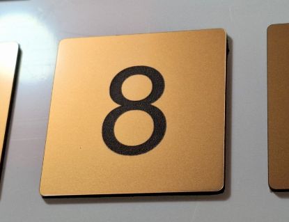 Pločica za vrata stana