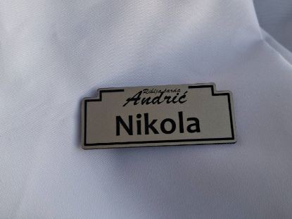 pločice za zaposlene