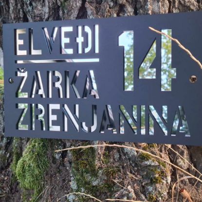 Akrilni broj za kuču Sombor